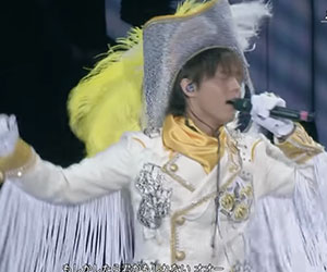 Kis-My-Ft2, キスマイ, デビュー衣装