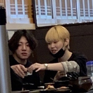 btsのジョングクとイ・ミジュ