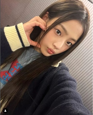 newjeans-member-minji NewJeans(ニュージーンズ)メンバーのミンジ