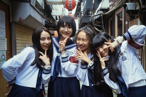 atarashiigakkonoleaders-member 新しい学校のリーダーズのメンバー
